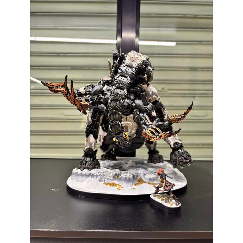 Horizon Forbidden West Collectors Edition Figure