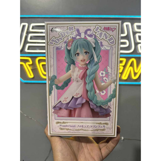 Taito Hatsune Miku Wonderland Figure - Rapunzel